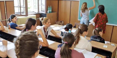 Liceenii vor fi testaţi la cel puţin zece materii, în funcţie de specificul instituţiei de învăţământ