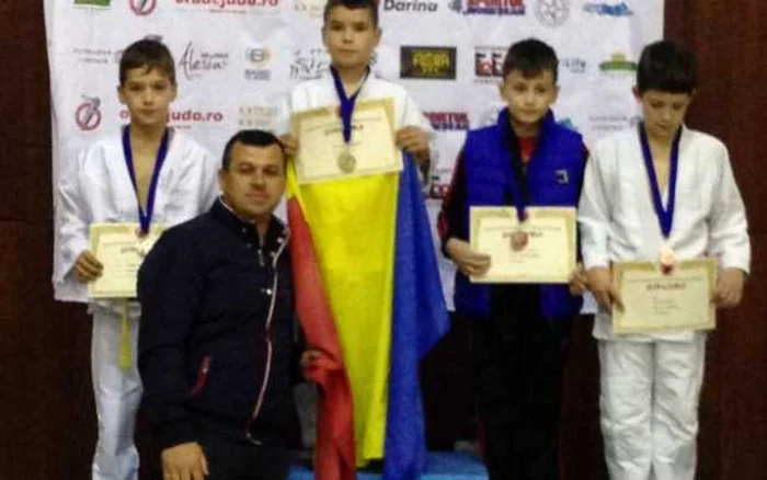 Zece medalii la Turneul Internaţional de judo – “Mureşul CIS Gaz”