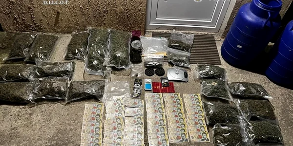 droguri si bani Prahova Poliţia Română jpg