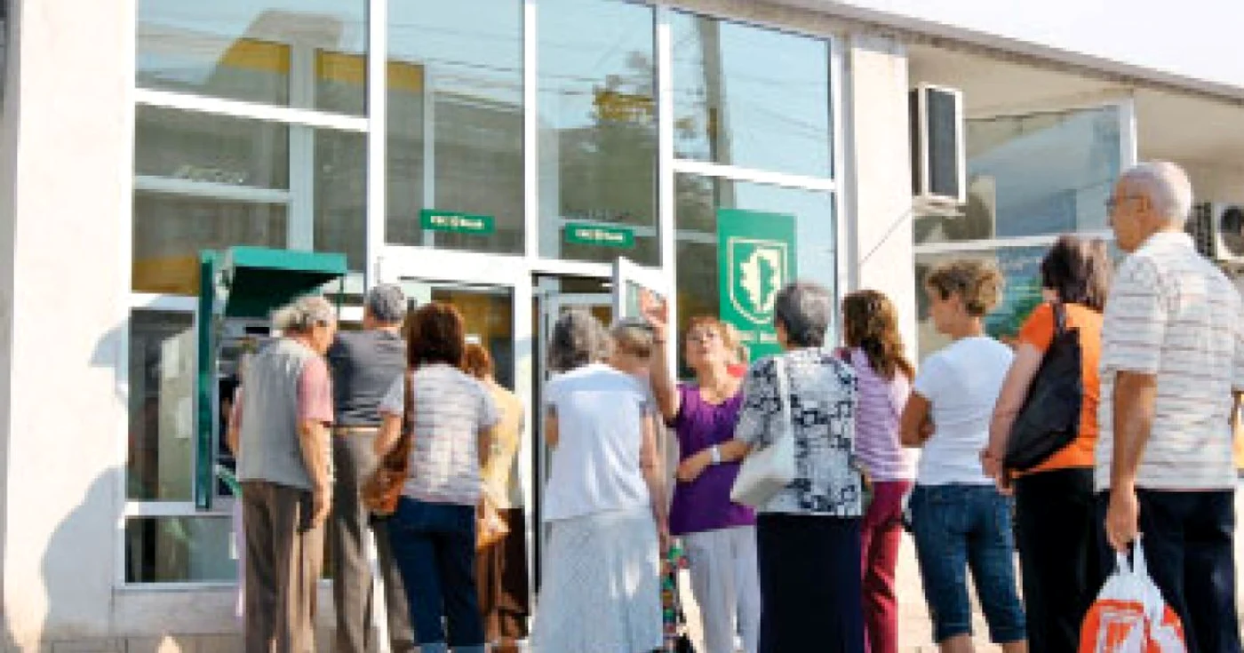 Judeţ cu judeţ:În judeţul Ialomiţa, rata şomajului este de 9,5%, fiind înregistraţi 10.290 de şomeri