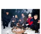 Regina Sonja și Regele Harald cu Haakon, Mette Marit și copiii lor.