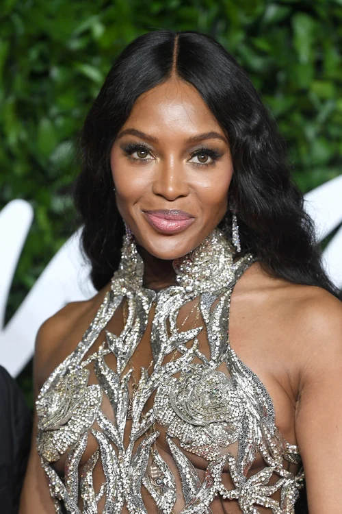 3 naomi campbell are 50 de ani 4 jpg jpeg