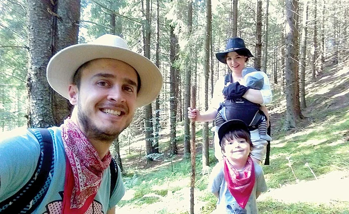 Artistul, soţia şi copiii au făcut câteva trasee