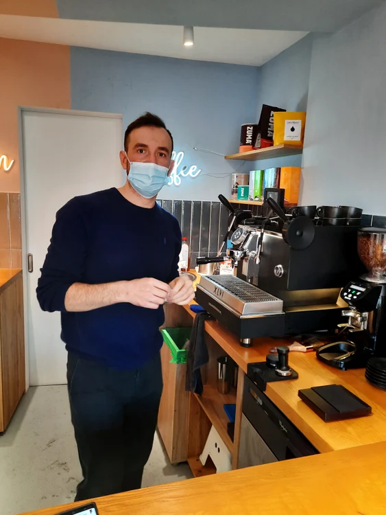 Ștefan s-a specializat în cafele