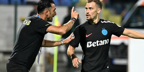 Elias Charalambous si David Olaru, FCSB (Sportpictures) jpg
