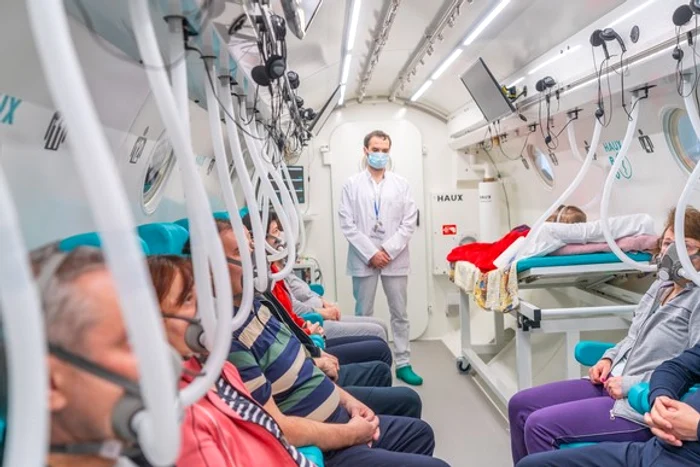 Clinica Nera se mândrește că are cea mai performantă cameră hiperbară din RomâniaFoto: Clinica Nera / Facebook