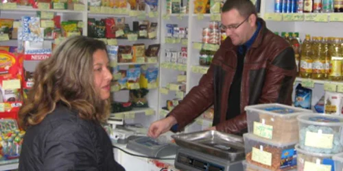 Bacău: Buticurile de la ţară înfloresc în criză