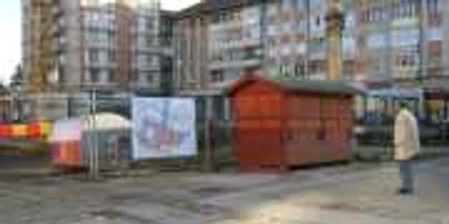 În centrul oraşului se fac lucrări la parcarea subterană