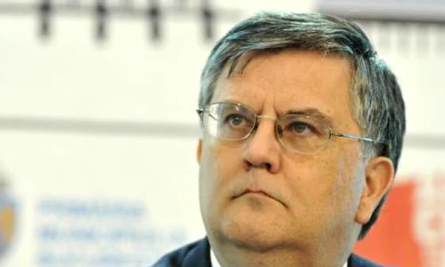 Rectorul Universităţii din Bucureşti, Mircea Dumitru jpeg