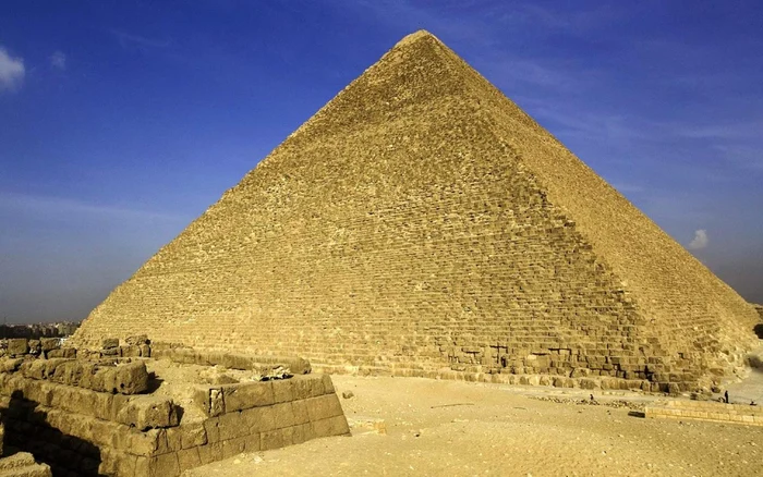  Marea Piramida din Giza cele mai misterioase locuri de pe Terra