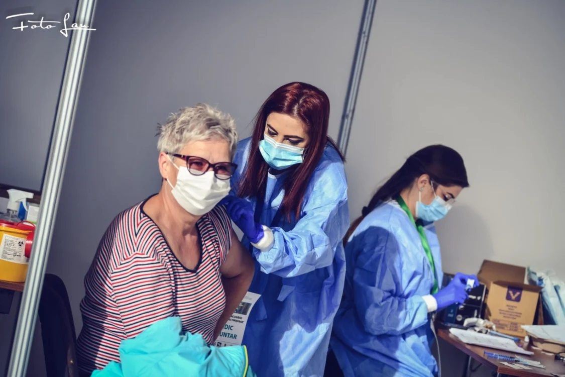 Sfântul Sinod al Bisericii Ortodoxe Române, prin Hotărârea nr. 4.014 din 22 iulie 2020, a declarat a treia Duminică după Paşti ca fiind Duminica Femeilor creştine  FOTO RO Vaccinare