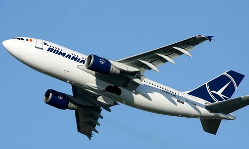 www airliners net Matt Kostelnick 2012 TAROM Romania Airbus A310