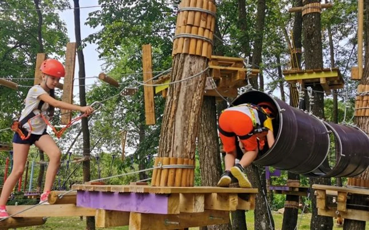 Parcul de aventură Cerna din Vaideeni - Vâlcea Foto Adevărul - credit Adrian Mircea Bondoc