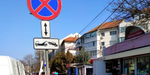 Oprirea auto interzisă parcare neregulamentară ridicare maşini Sursa Primăria Constanţa