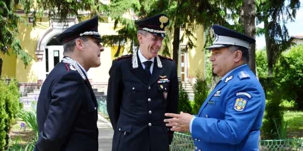 carabinieri italieni in dambovita
