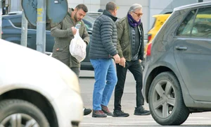 5 act 2 cel din spate jpeg