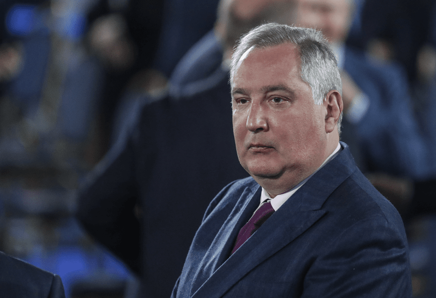Rogozin, mesaj pentru Macron: „A fost la un milimetru de a mă ucide”. Ce „suvenir” i-a trimis de la Moscova