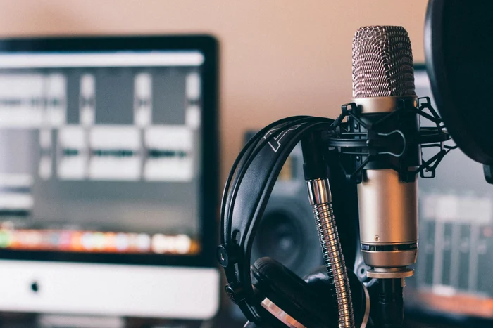 Creator de podcast Top accesorii care nu ar trebui să lipsească din studioul tău audio jpg