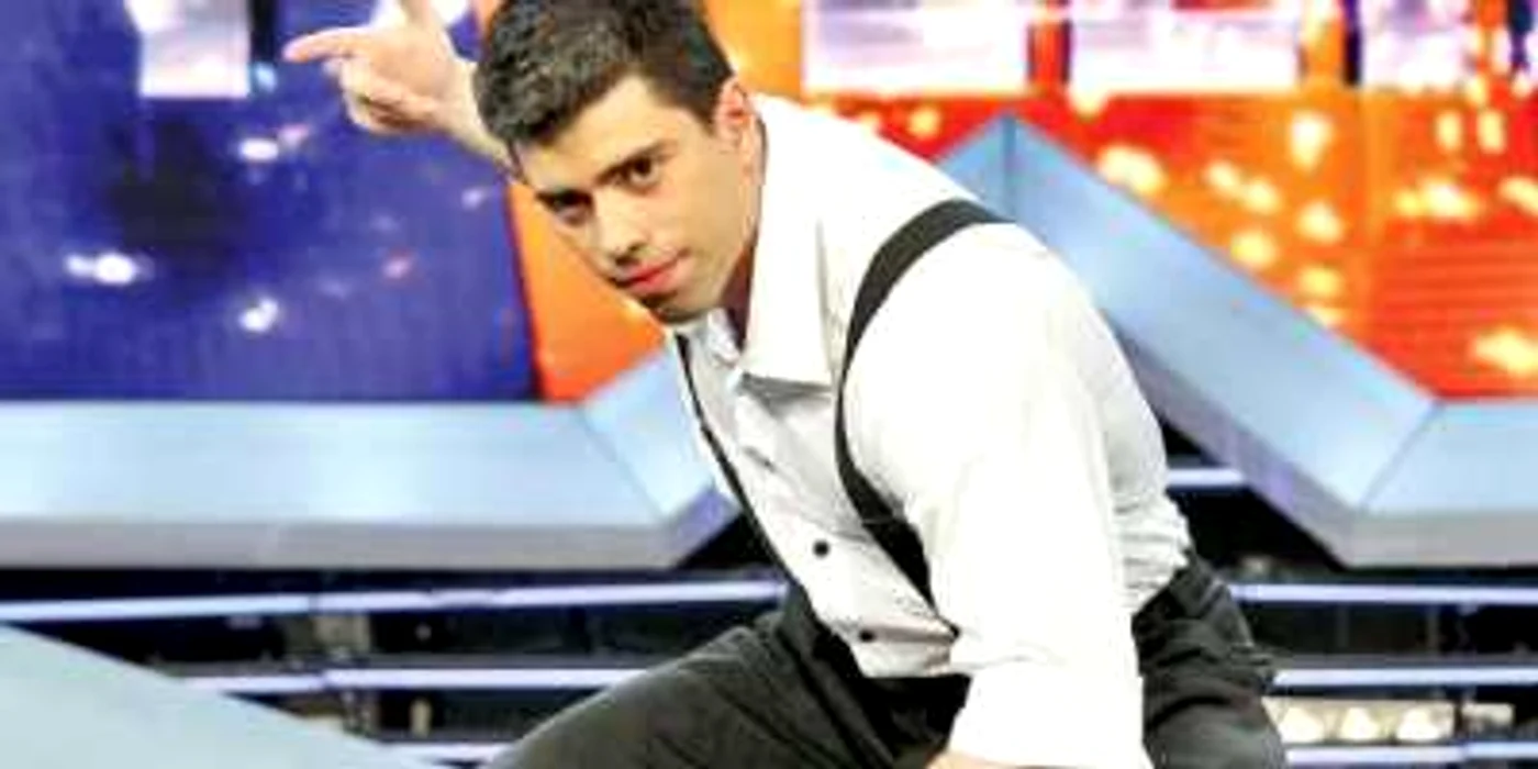 Roboticul Mihai Petraiche şi-a îndeplinit visul de a-şi deschide o sală de dans