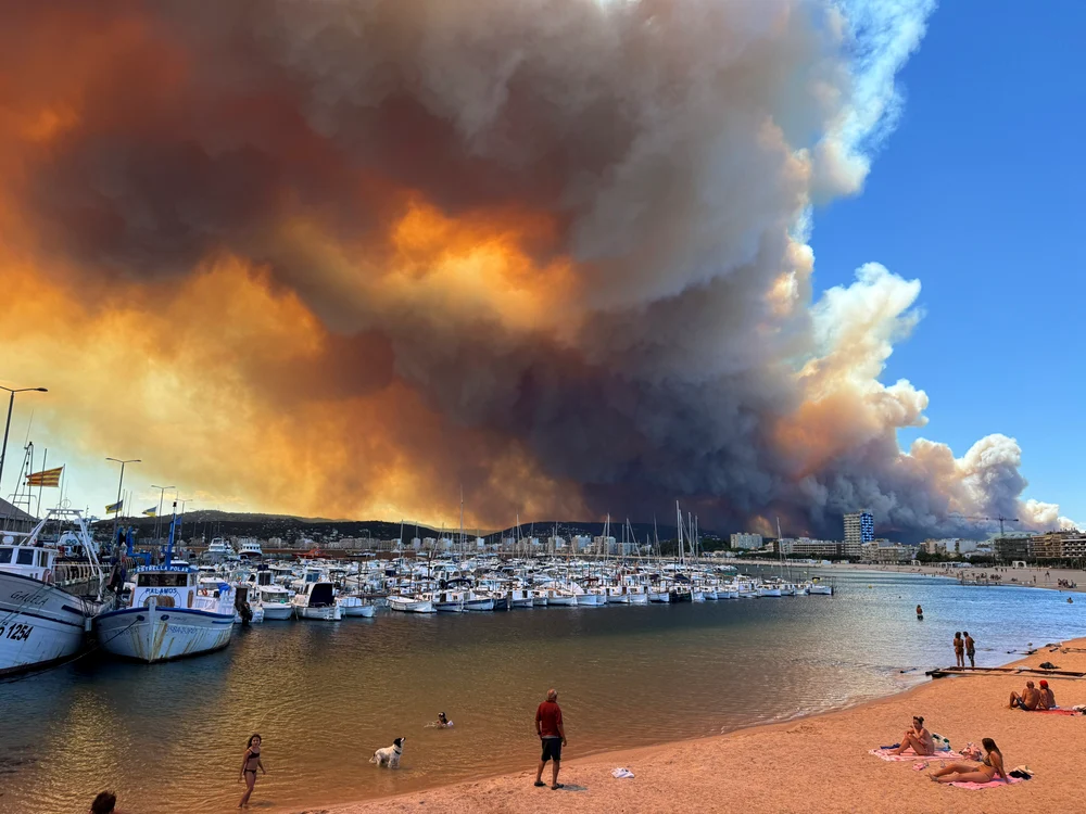 Flăcările au cuprins peste 7.000 de hectare de pădure. FOTO X / Méteo Palamós