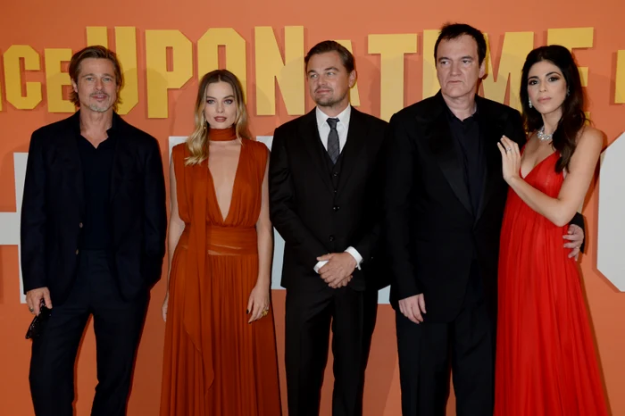 7 margot robbie premiera once upon a time 7 jpg jpeg