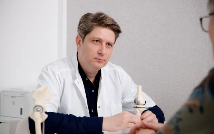 Dr. Robert Apostolescu, medic primar ortopedie si traumatologie