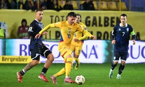 Ianis Hagi și colegii săi jpg