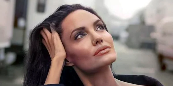 Angelina Jolie