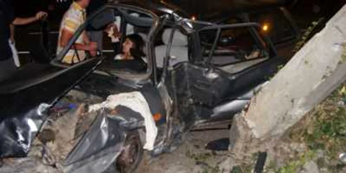 Cluj: Tânăr de 23 de ani, ucis într-un accident
