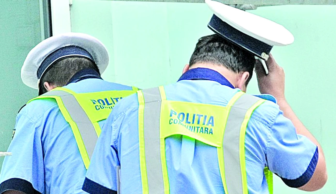 În procesul verbal este  specificat, clar, că Ştefan  Aneculăesei a fost amendat  pentru expresii jignitoare,  respectiv “bancuri la  adresa poliţiştilor”