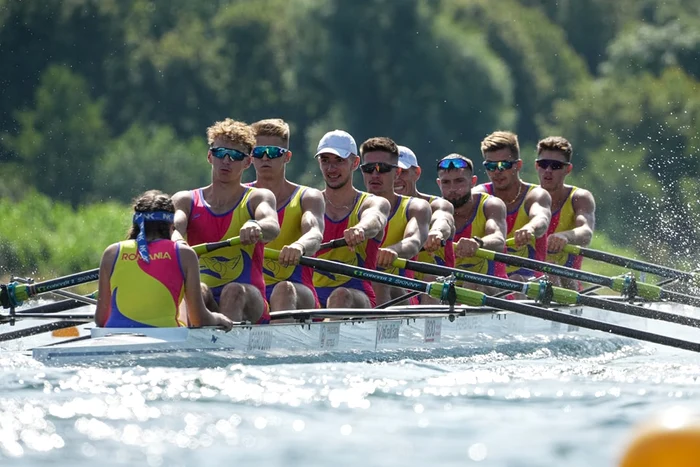 Aur pentru românia în finala probei de 8+1 masculin (BM8+). FOTO Federatia Romana De Canotaj