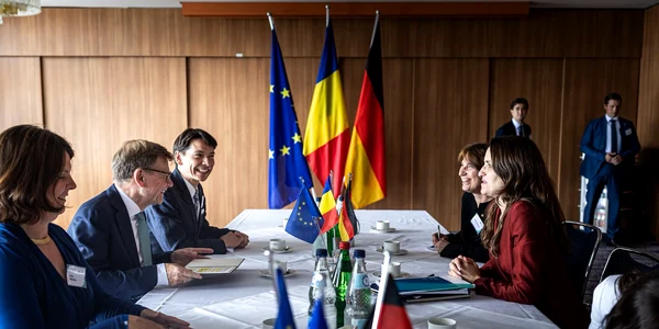 oana toiu la conferinta de securitate de la kiel FOTO X Oana Țoiu jpg