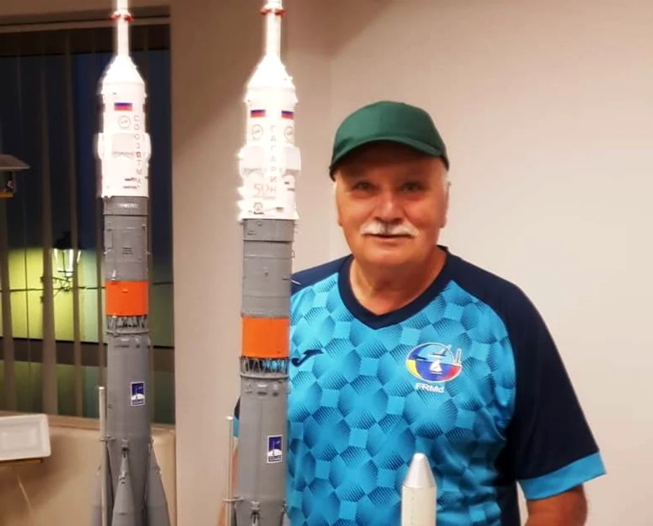 Radu Nicolae (68 de ani), campion european la rachetomodelism. FOTO colecția personală