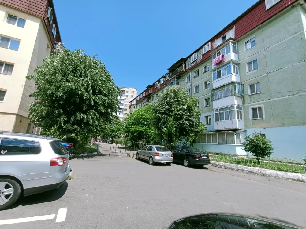 Mansarda blocului care a ars în aprilie 2022 în Râmnicu Vâlcea după o lună şi jumătate de la incident Foto Daciana Stoica - Adevărul