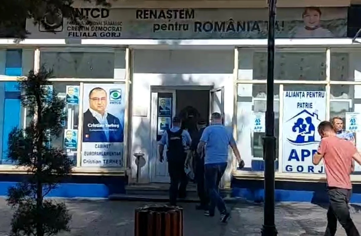 PNŢCD Gorj a fost evacuată din sediu                                                                 Foto: Gorjonline
