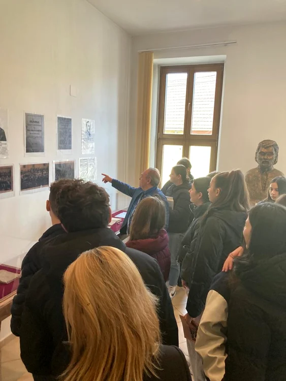 Elevii sunt duși la muzeu FOTO Muzeul Preparandia 