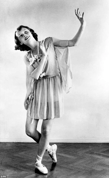 Audrey Hepburn 1 FOTO Daily Mail