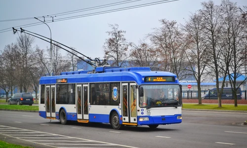 trolley g27562c2ca 1920 jpg