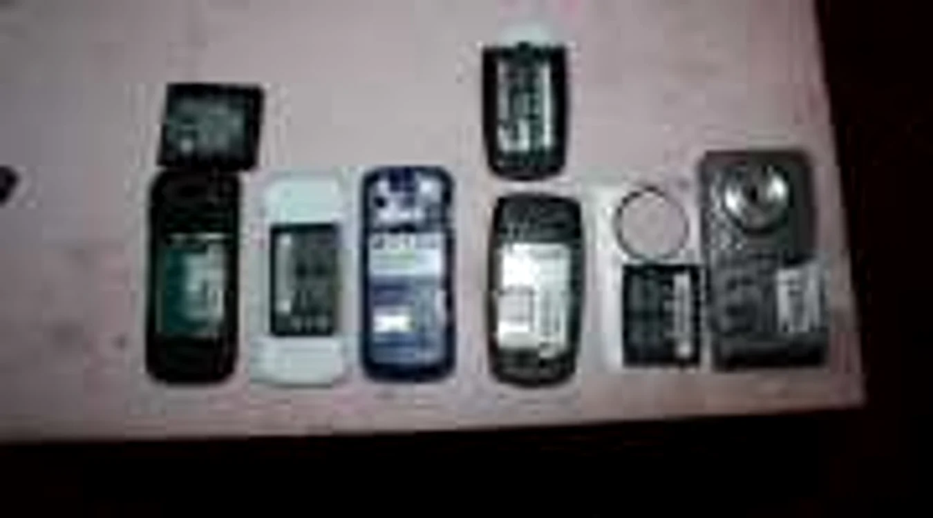 Telefoane furate de la elevi de către un grup de copii tâlhari