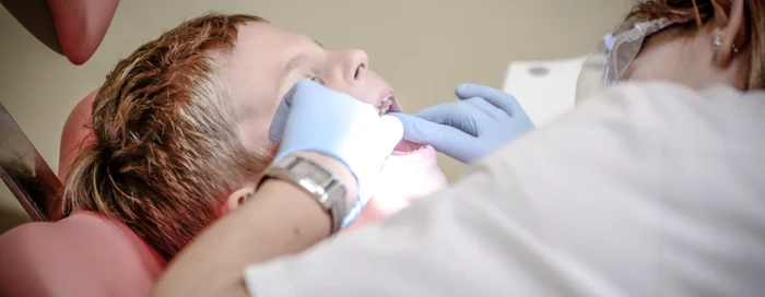 Ministerul Sănătăţii derulează o anchetă în cazul copilului ajuns în stare gravă la spital după vizită la dentist FOTO: pixabay