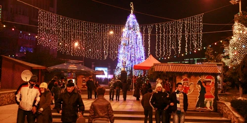 Revelion în stradă pentru râmniceni