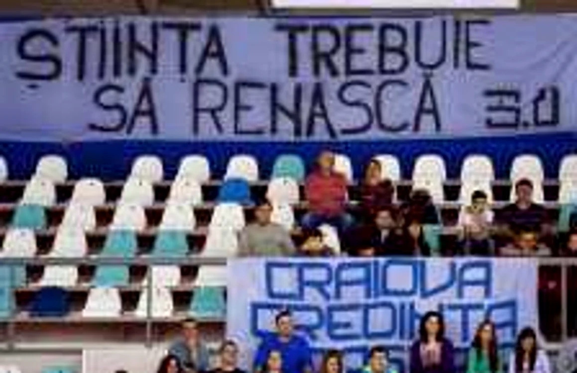 Cazul Universităţii Craiova se judecă la tribunale FOTO Răzvan Păsărică