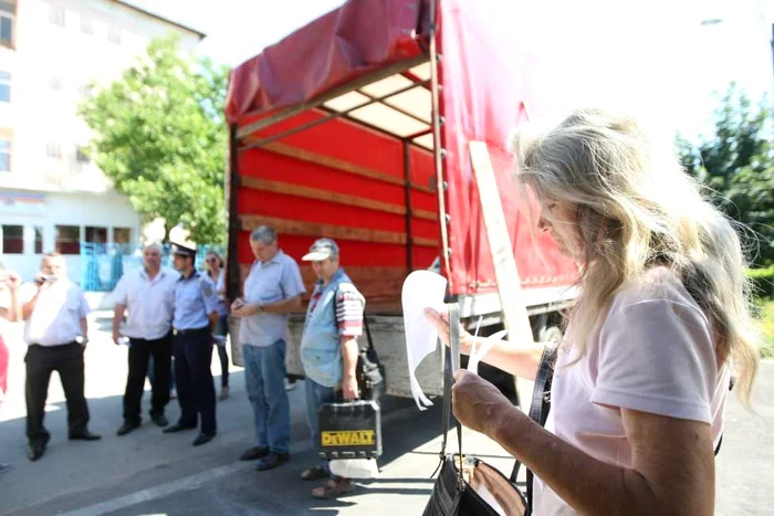 Evacuare pe strada Lorena
