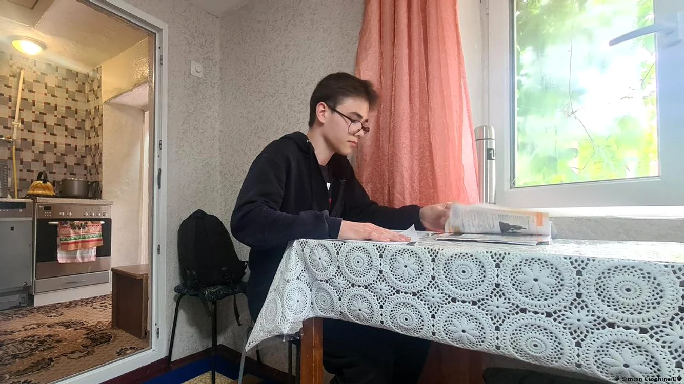 Cristian, din satul Cocieri, vrea să studieze în străinătate