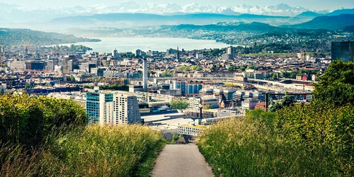 Zurich  Foto Primaria Zurich jpg