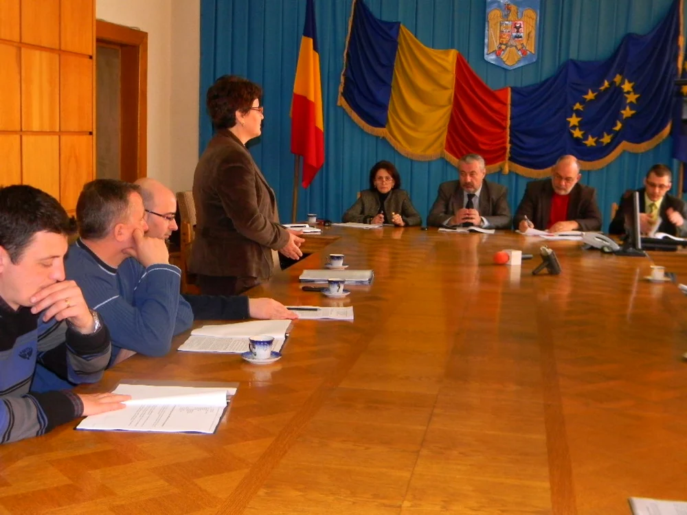 Sindicaliştii din Poştă s-au întâlnit cu parlamnetari la Prefectură FOTO:adevarul
