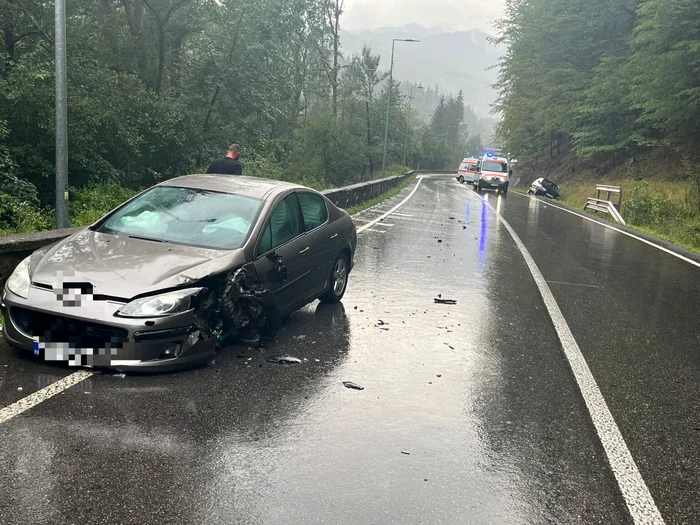 În accidentul de la Bicaz au fost rănite patru persoane FOTO Poliția Neamț