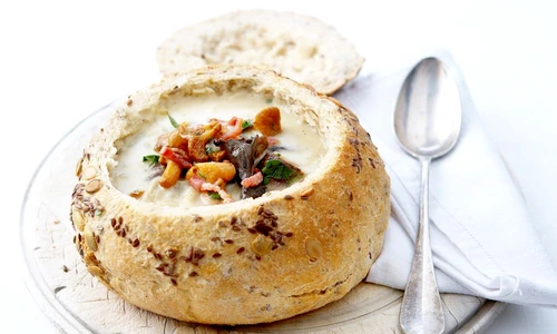 Soupe au fromage et aux champignons en coque de pain ( Sujet : En coque ) jpeg