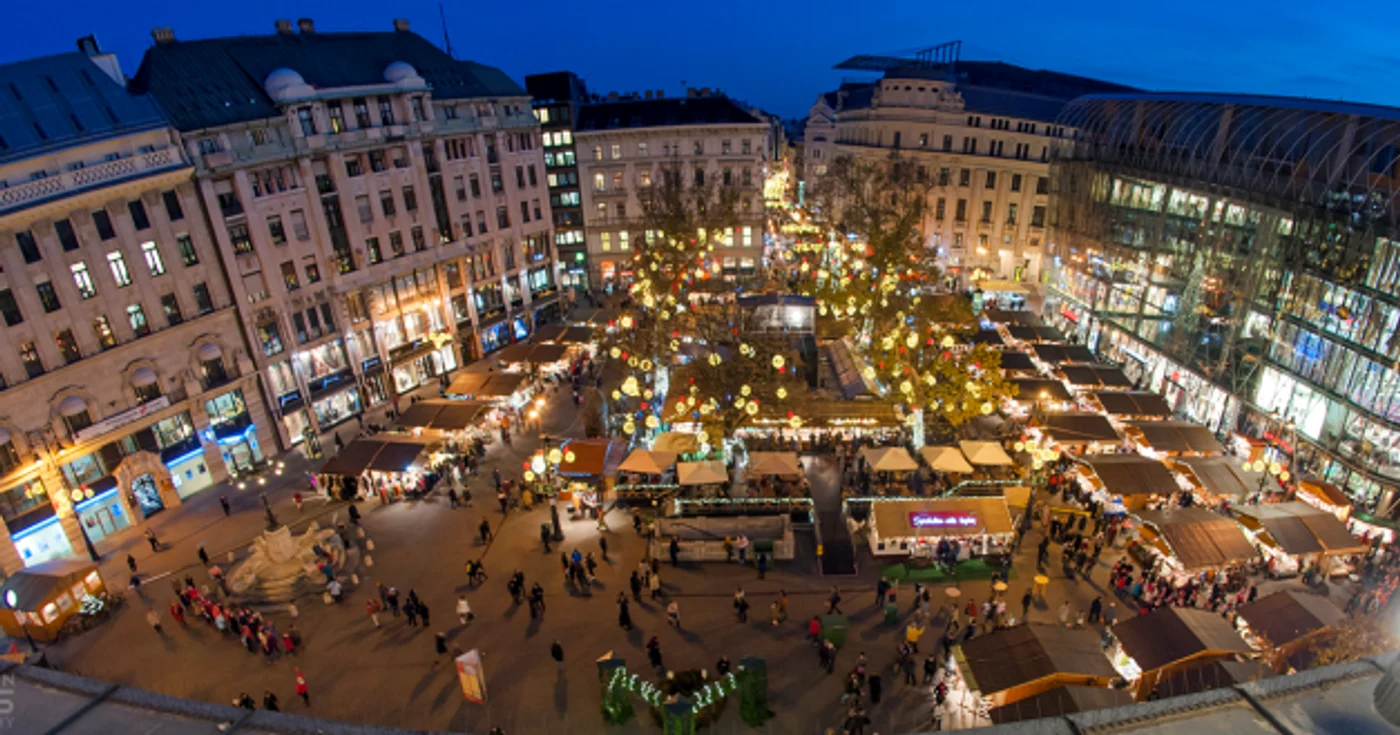 Târgul de Căciun de la Budapesta FOTO welovebudapest.com