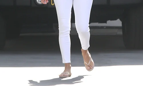 Exclusive Eva Longoria Leaves Epione In Beverly Hills jpeg